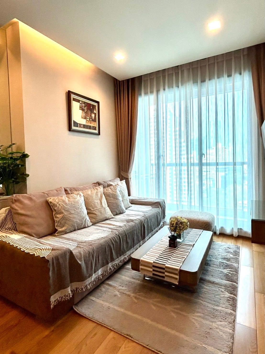 The Address Sathorn 12 · 1 Bed Condo, 46.5 sqm, for Rent