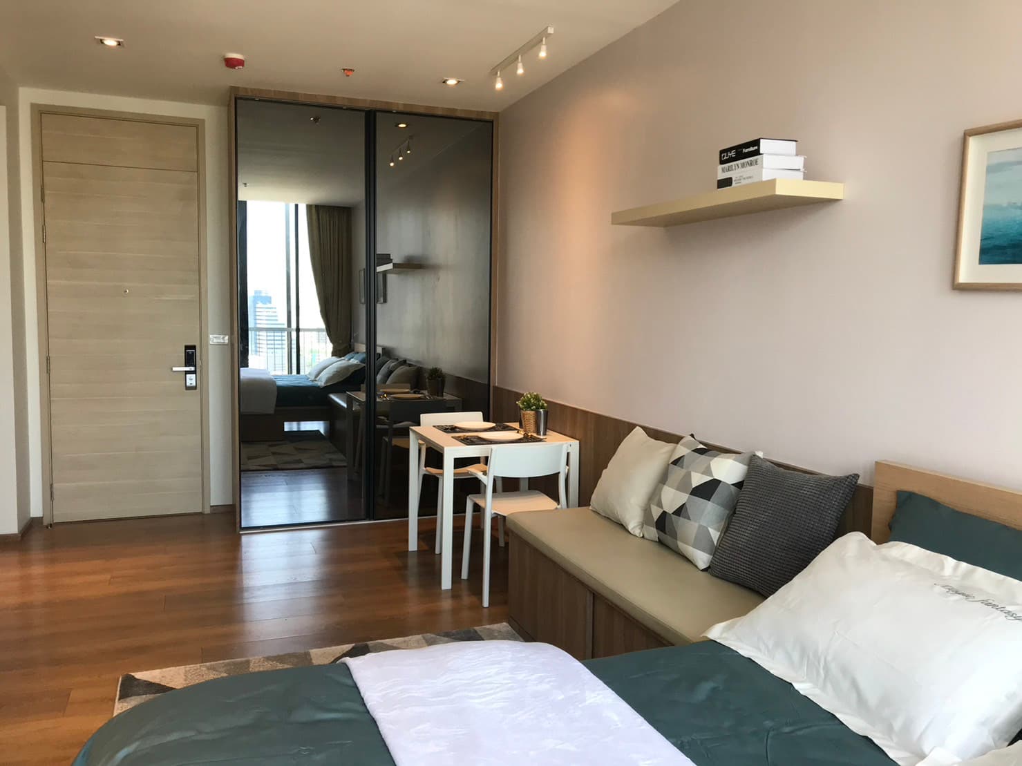 Park 24 · 1 Bed Condo, 29 sqm, for Rent