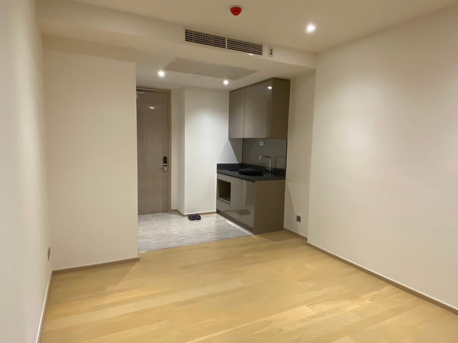 ขาย คอนโด Ashton Asoke-Rama 9 · 1 ห้องนอน · 35 ตร.ม.