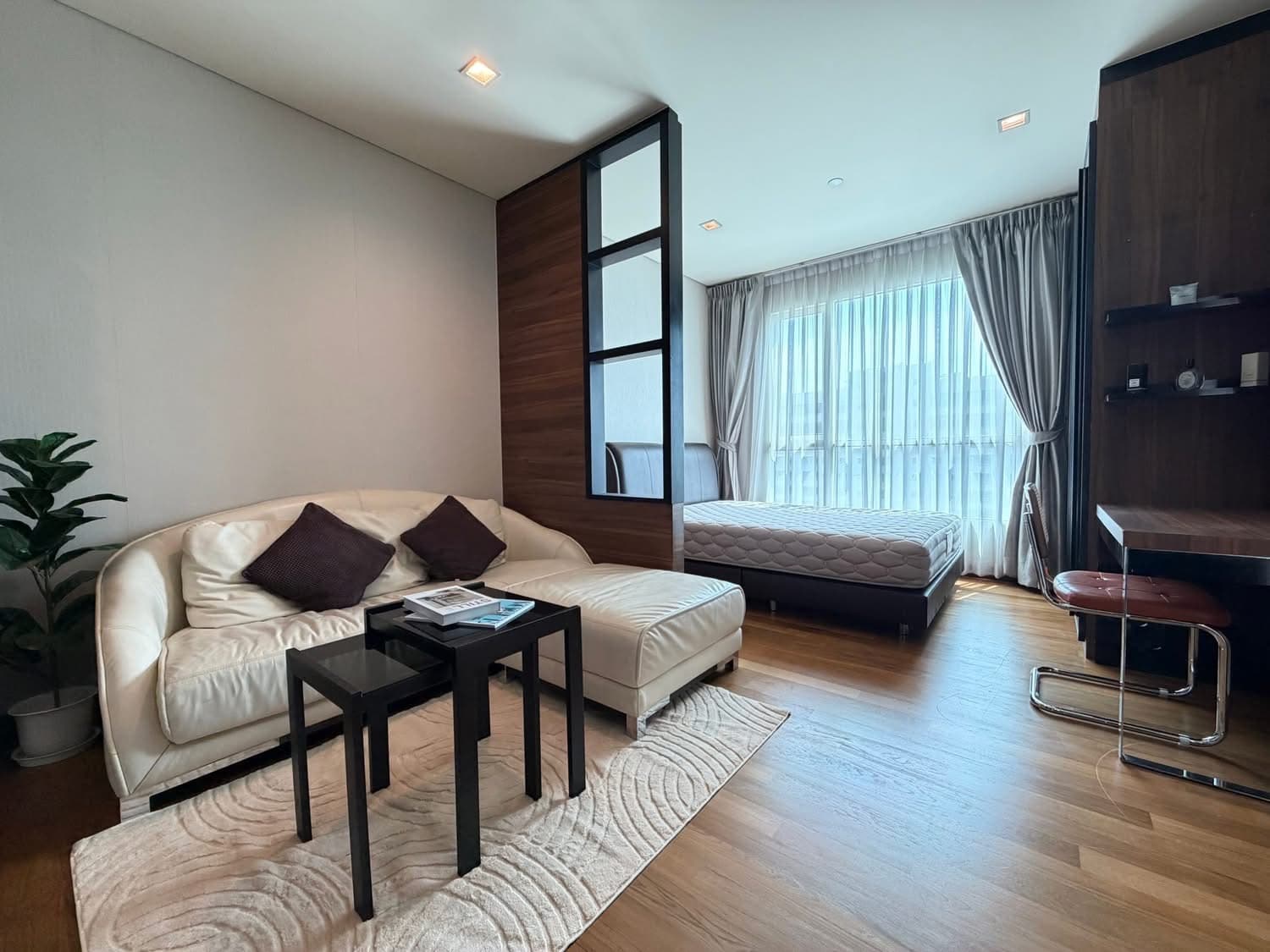 Ivy Thonglor · Studio Condo, 35.63 sqm, for Sale or Rent