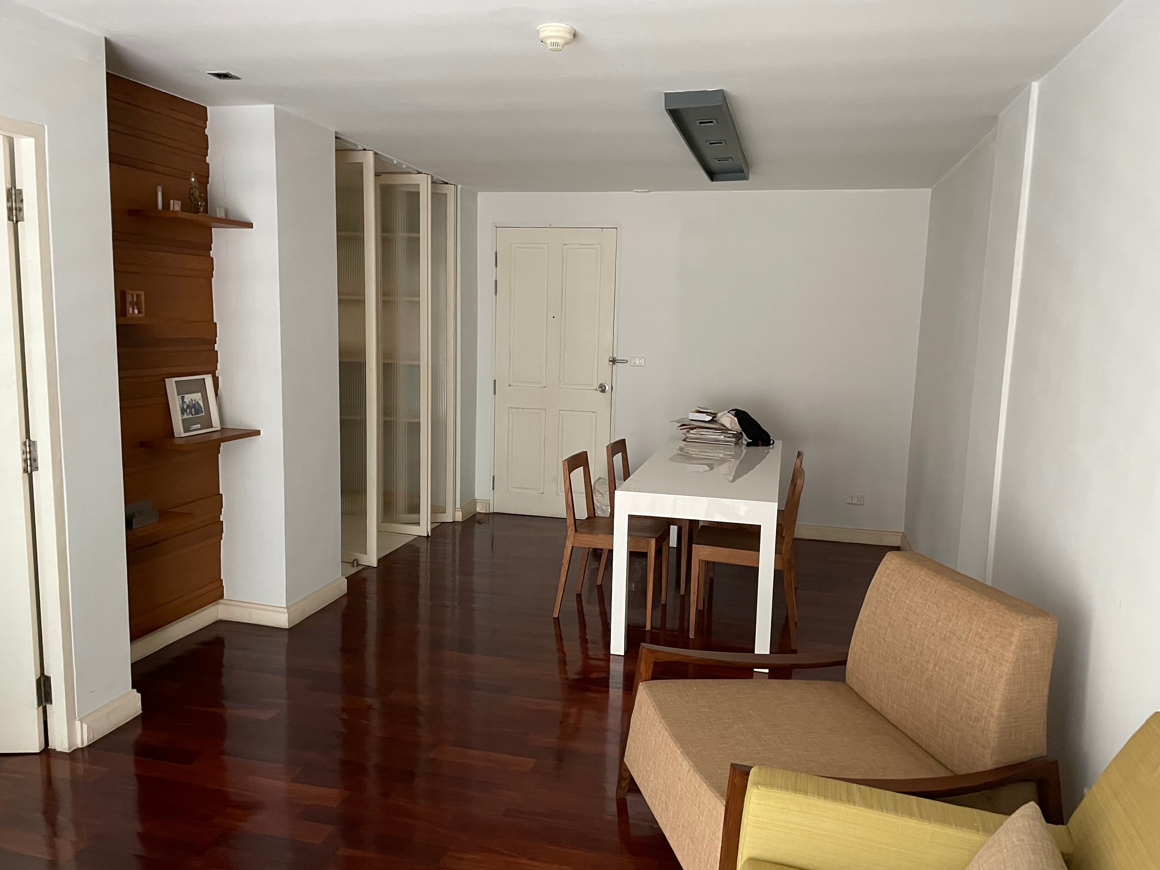 49 Plus · 1 Bed Condo, 53 sqm, for Rent