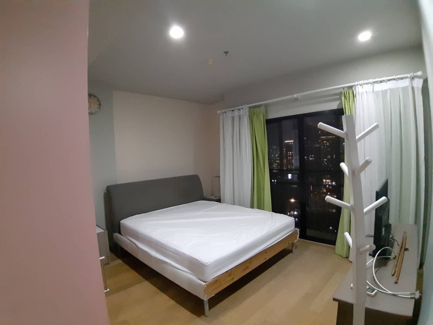 Noble Revent · 1 Bed Condo, 51 sqm, for Rent