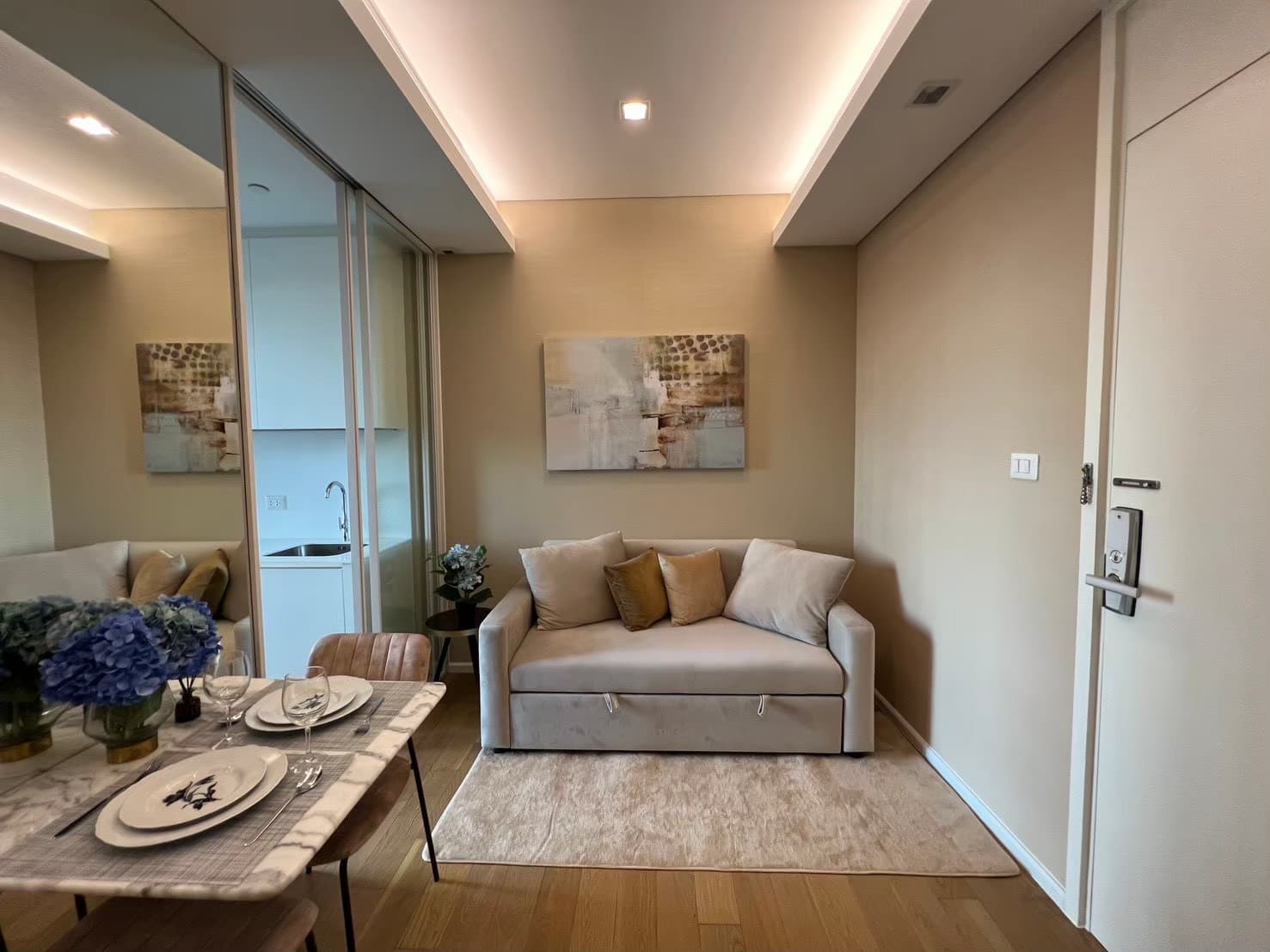 ขาย/เช่า คอนโด The Saint Residences · 1 ห้องนอน · 31 ตร.ม.