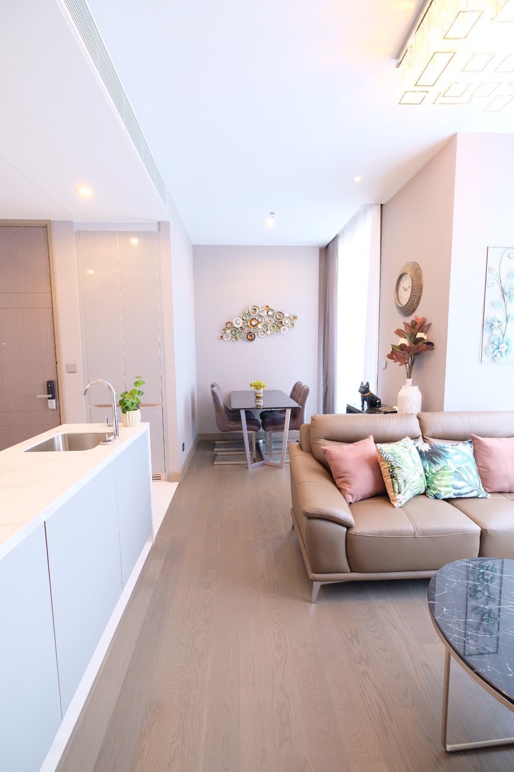 THE ESSE at SINGHA COMPLEX · 1 Bed Condo, 48 sqm, for Sale