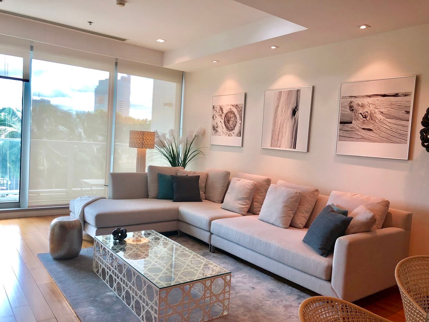 The River · 2 Beds Condo, 132.22 sqm, for Rent