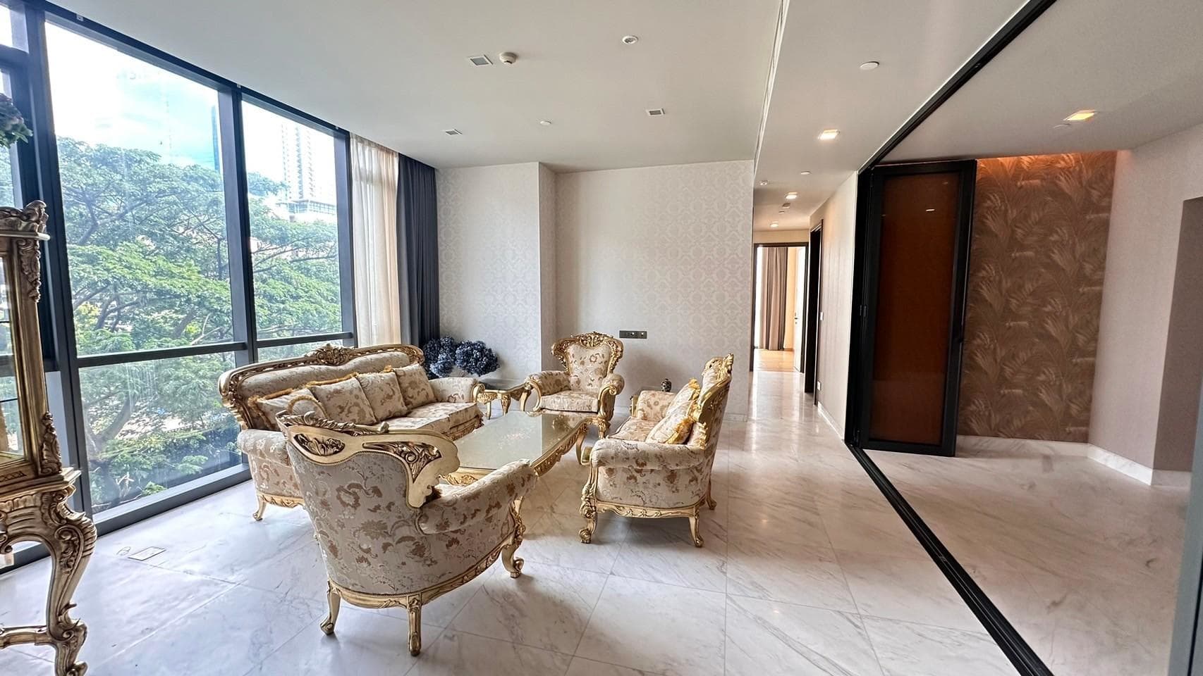 The Monument Thong Lo · 2 Beds Condo, 125 sqm, for Sale or Rent