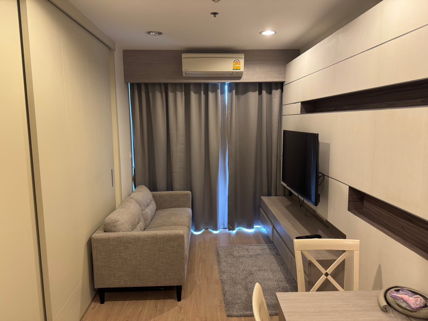 Ideo Q Ratchathewi · 1 Bed Condo, 34 sqm, for Rent
