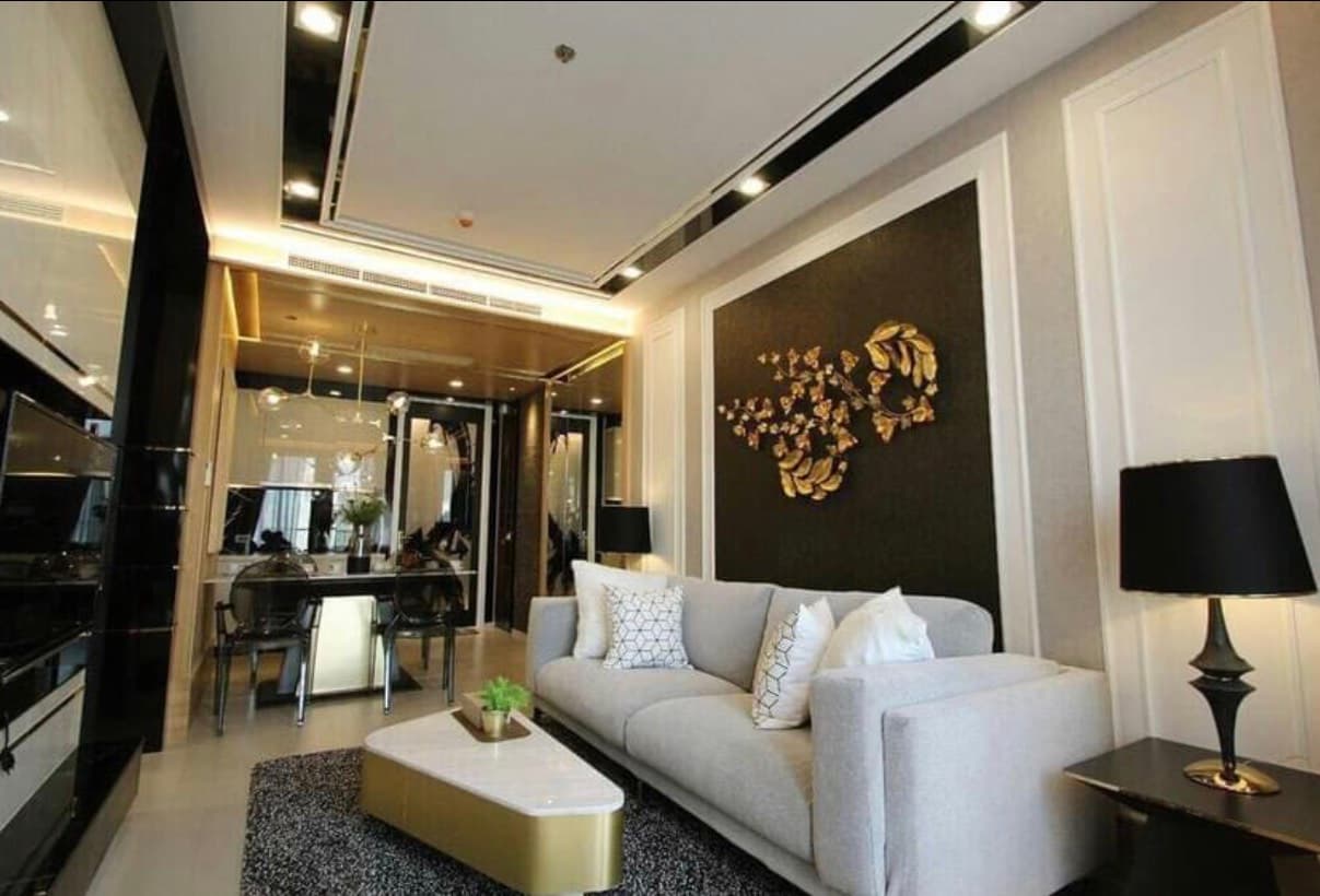 ให้เช่า คอนโด Noble Ploenchit · 1 ห้องนอน · 55 ตร.ม.