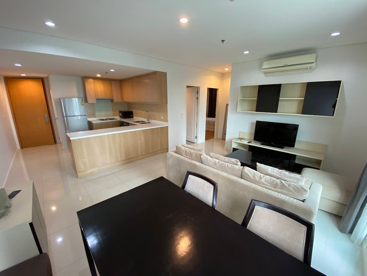 Villa Asoke · 2 Beds Condo, 80.77 sqm, for Rent