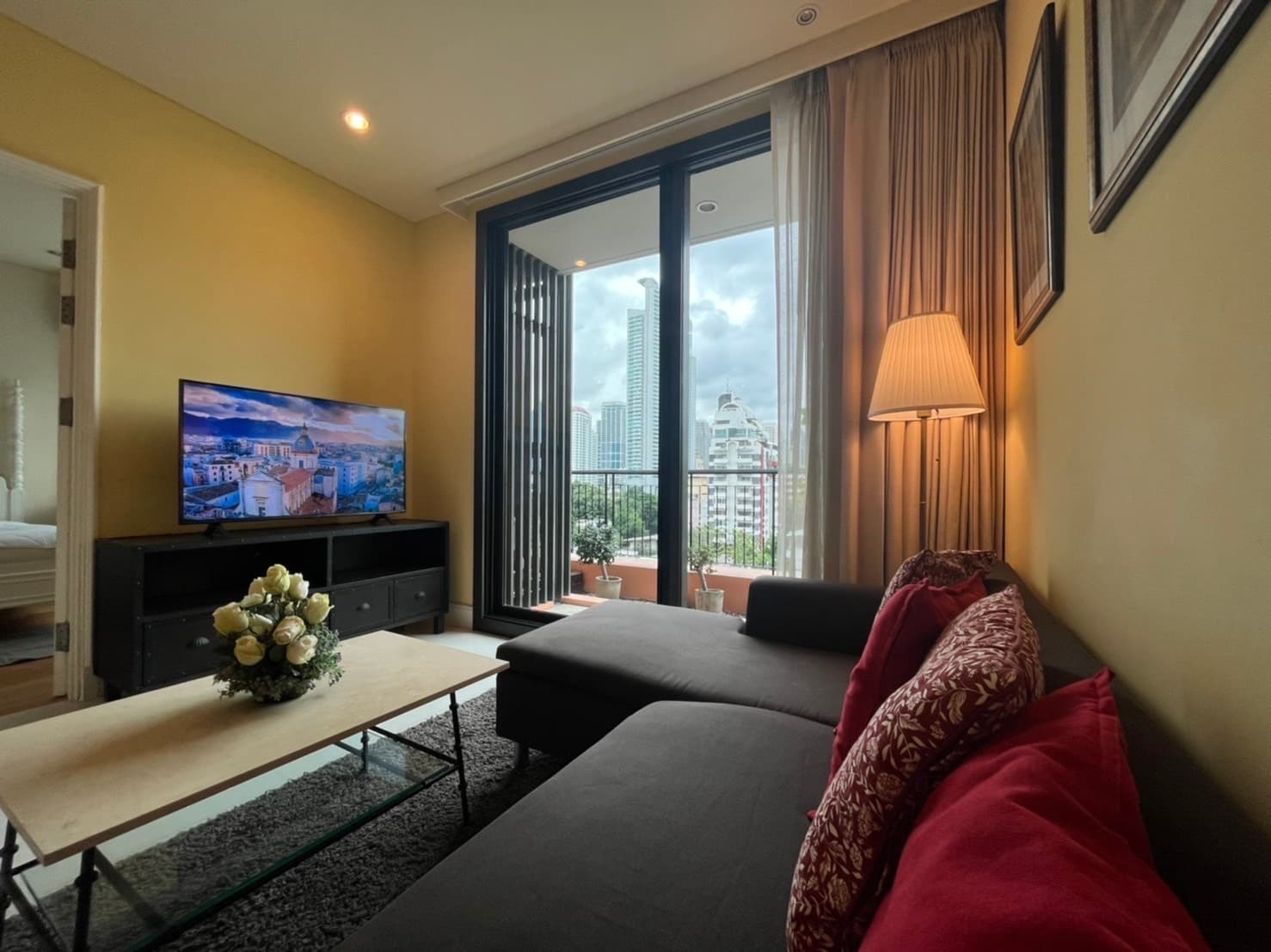 ขาย/เช่า คอนโด Aguston Sukhumvit 22 · 1 ห้องนอน · 51 ตร.ม.