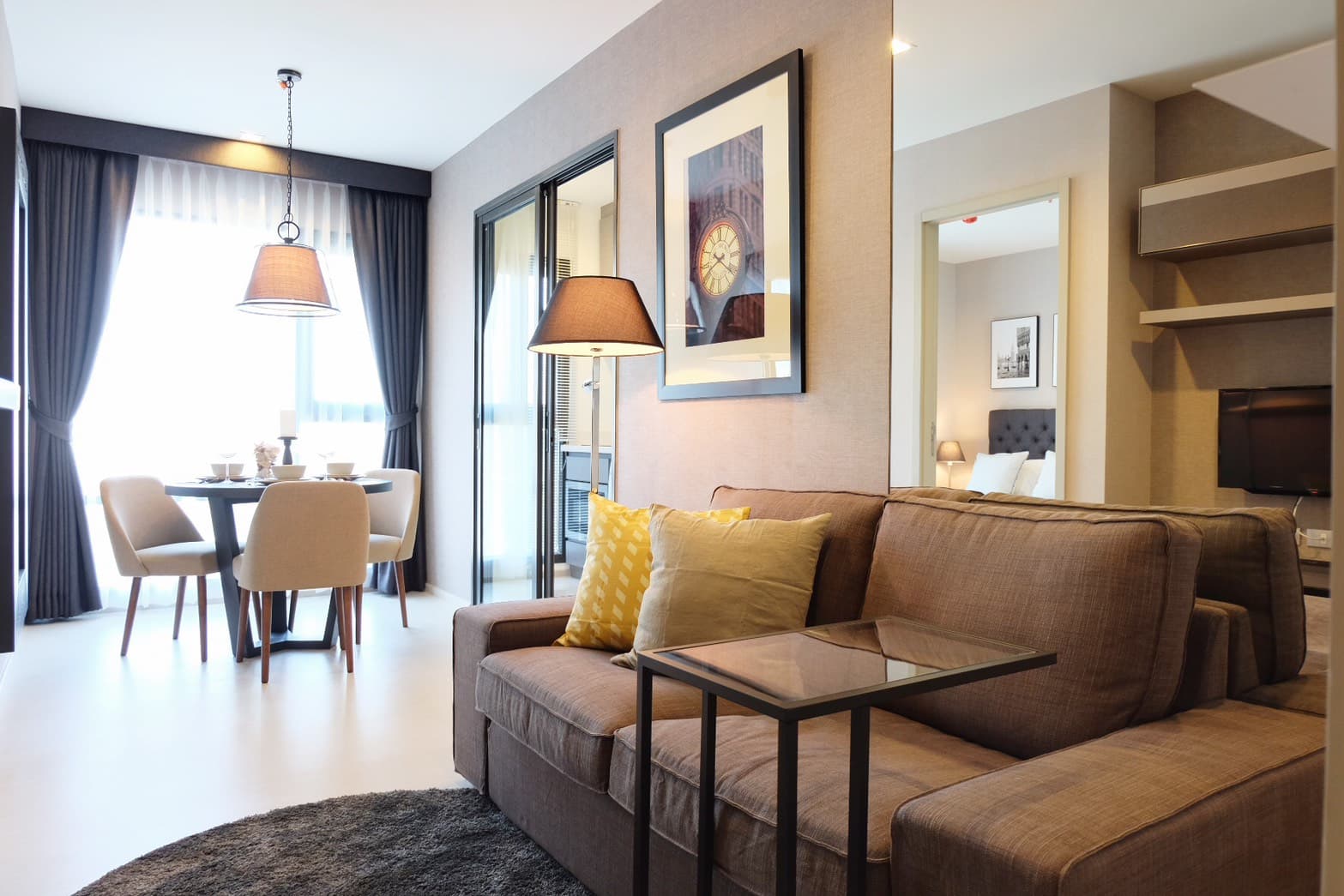 ให้เช่า คอนโด RHYTHM Sukhumvit 36-38 · 1 ห้องนอน · 33 ตร.ม.