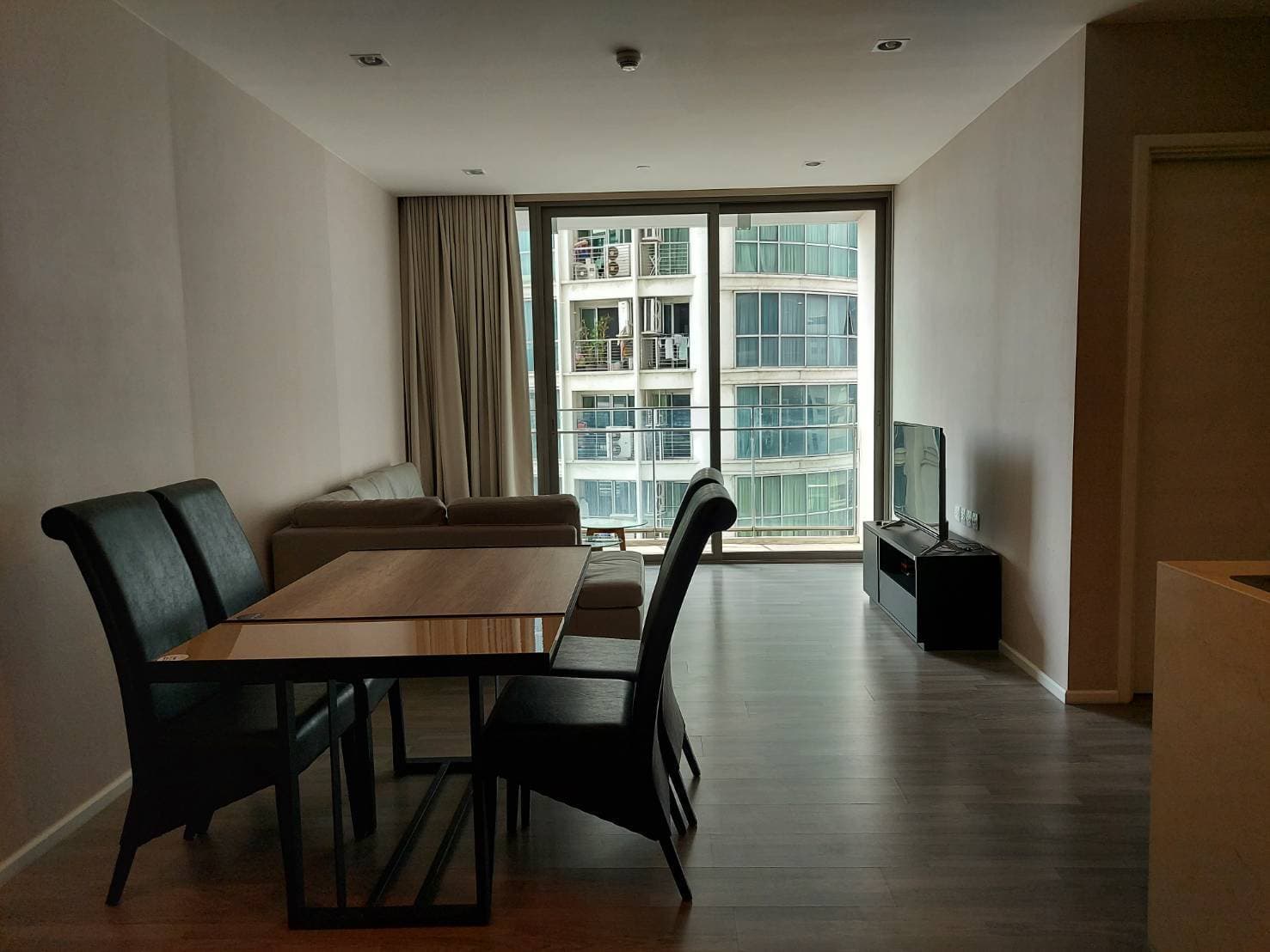 ขาย/เช่า คอนโด The Room Sukhumvit 69 · 2 ห้องนอน · 80.65 ตร.ม.