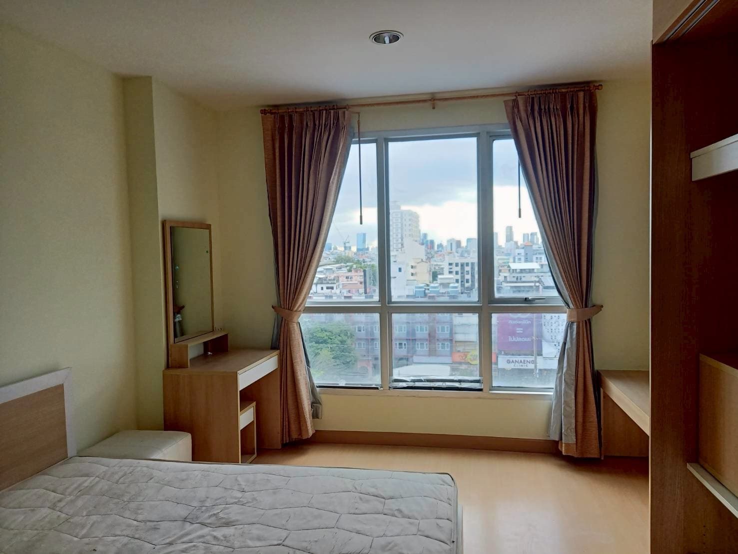 Life@Ratchada - Huaikhwang · 1 Bed Condo, 41 sqm, for Rent