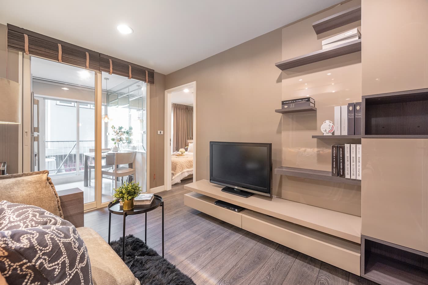 ขาย คอนโด The Crest Sukhumvit 49 · 1 ห้องนอน · 35 ตร.ม.