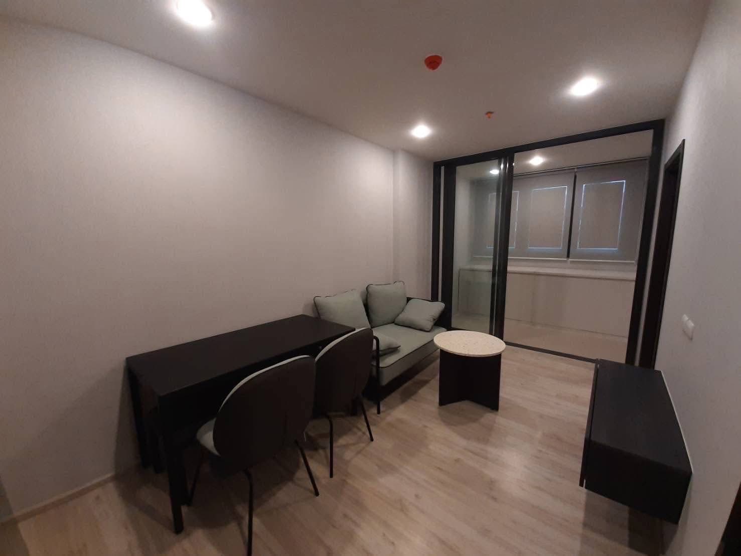 XT Huaikhwang · 1 Bed Condo, 35 sqm, for Rent