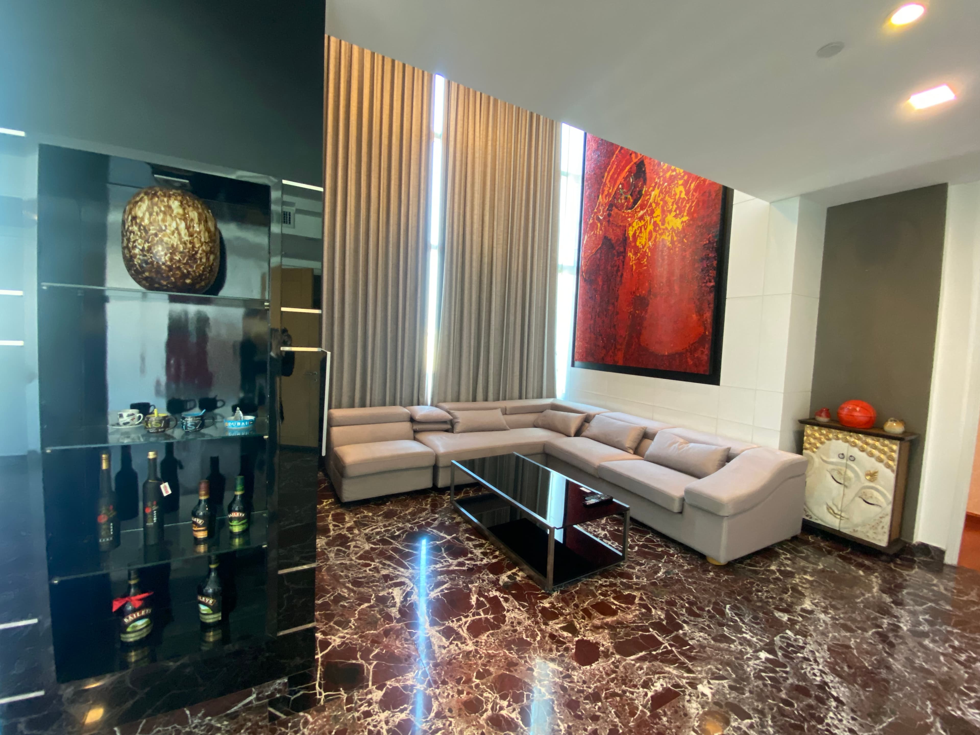 ขาย/เช่า คอนโด Wind Sukhumvit 23 · 3 ห้องนอน · 342 ตร.ม.