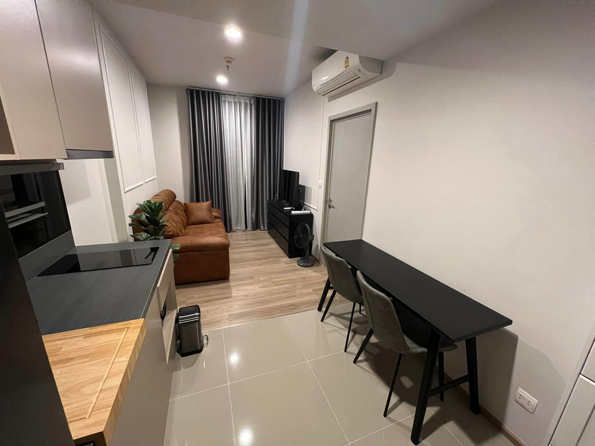 ให้เช่า คอนโด Oka Haus Sukhumvit 36 · 1 ห้องนอน · 35 ตร.ม.