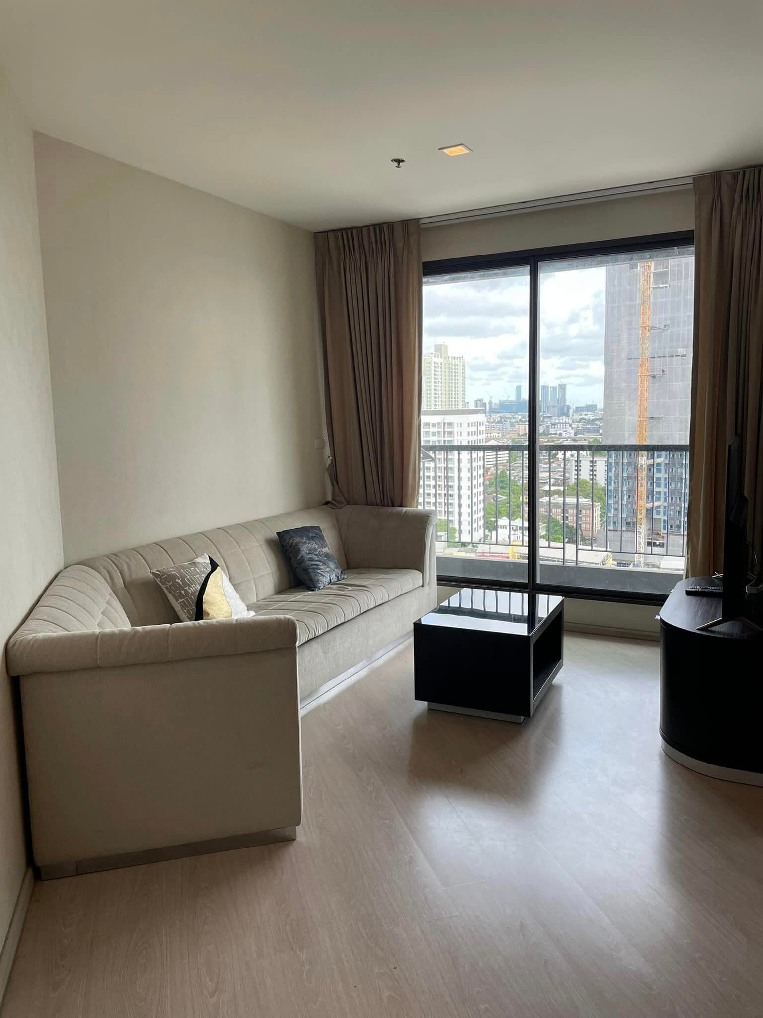 ให้เช่า คอนโด RHYTHM Sukhumvit 44/1 · 2 ห้องนอน · 68.5 ตร.ม.