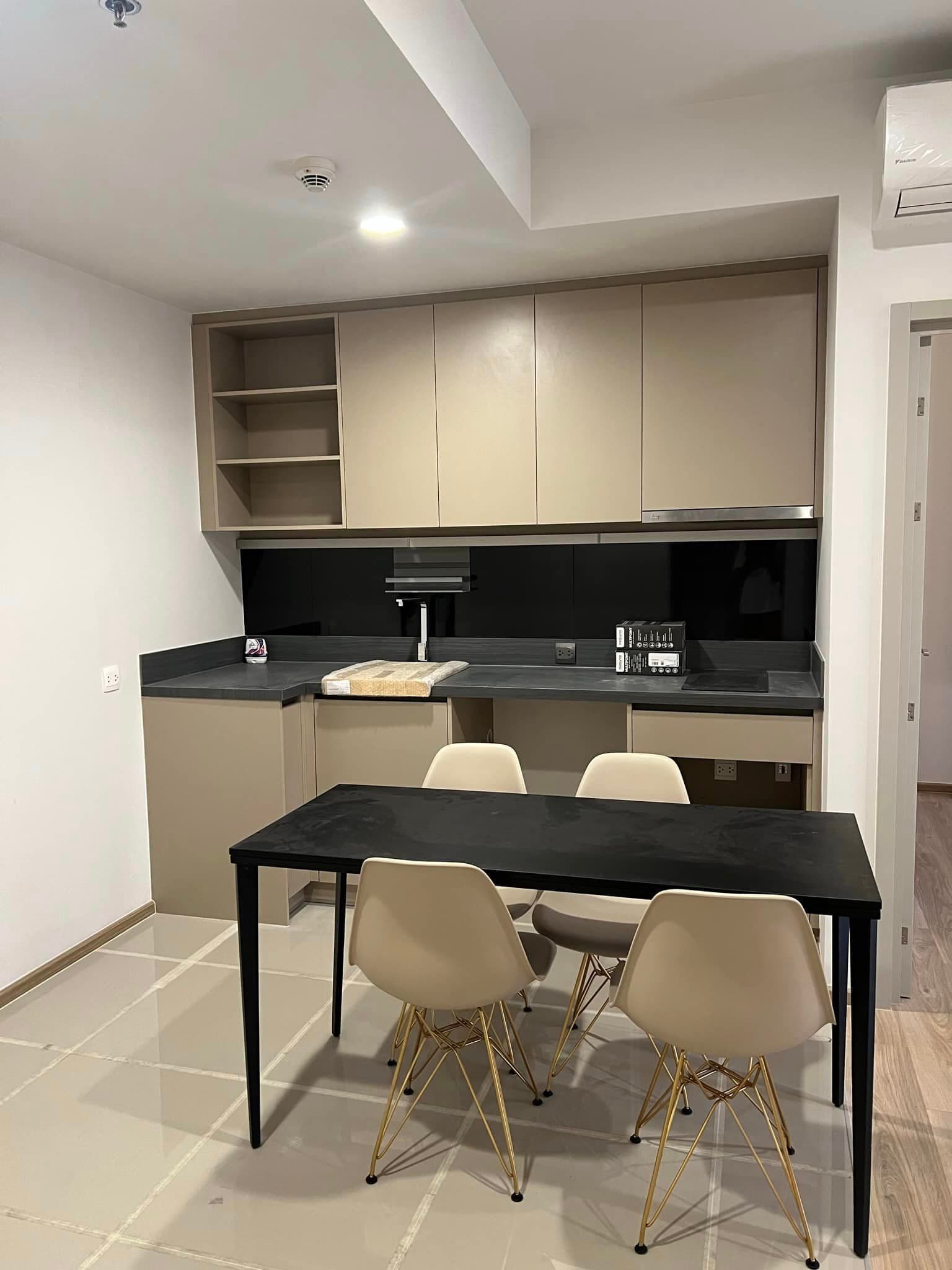 ขาย/เช่า คอนโด Oka Haus Sukhumvit 36 · 2 ห้องนอน · 49.88 ตร.ม.