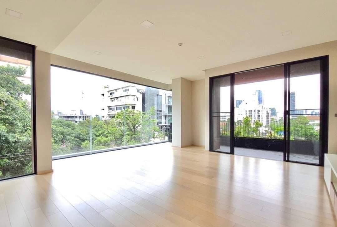 ขาย คอนโด Kalm Penthouse Petchaburi 47 · 2 ห้องนอน · 143 ตร.ม.