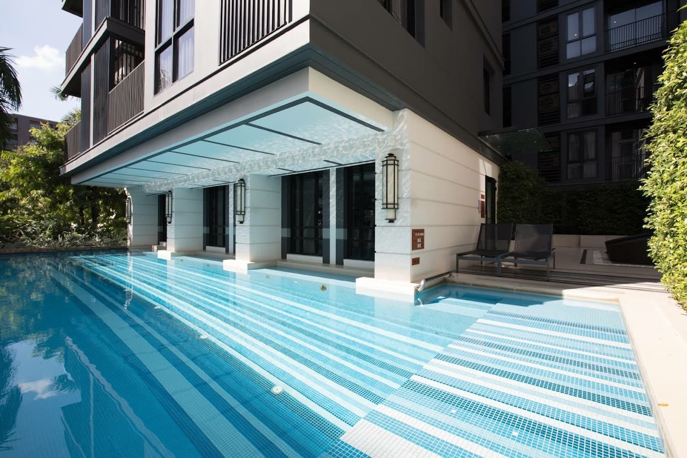 ขาย คอนโด Maestro 02 Ruamrudee · 1 ห้องนอน · 32.88 ตร.ม.