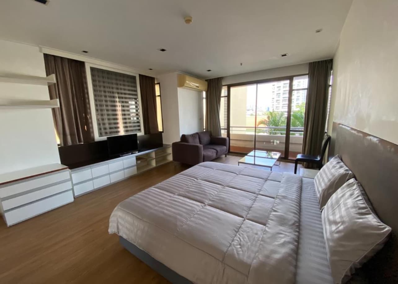 ให้เช่า คอนโด Nantiruj Tower · 1 ห้องนอน · 54 ตร.ม.
