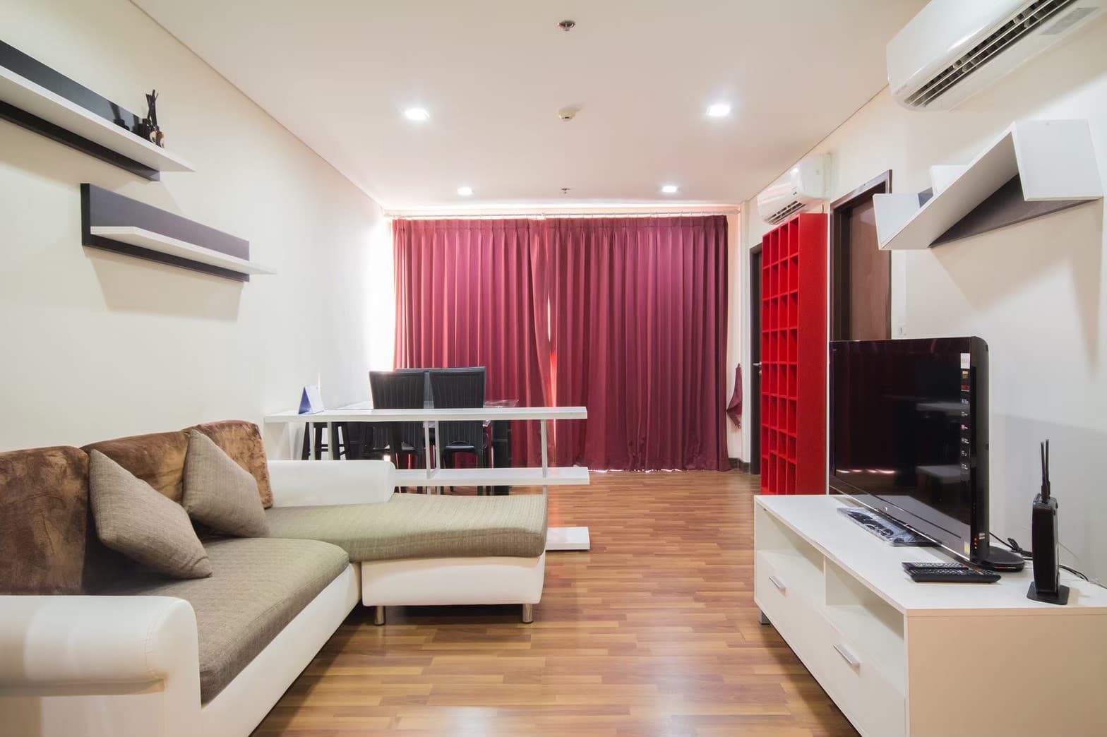 Le Luk Condominium · 1 Bed Condo, 50 sqm, for Rent
