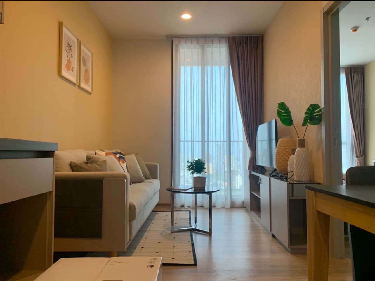 ขาย/เช่า คอนโด Oka Haus Sukhumvit 36 · 1 ห้องนอน · 34.5 ตร.ม.