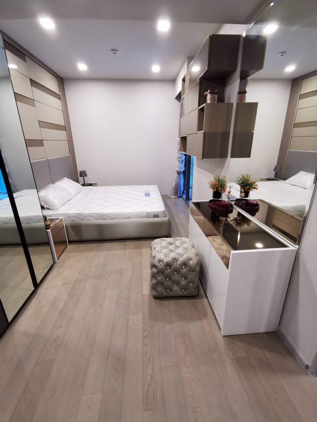 ให้เช่า คอนโด Ashton Residence 41 · 2 ห้องนอน · 75 ตร.ม.