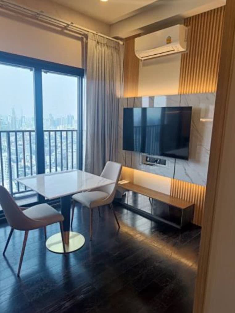 Park Origin Thonglor · 2 Beds Condo, 42 sqm, for Rent
