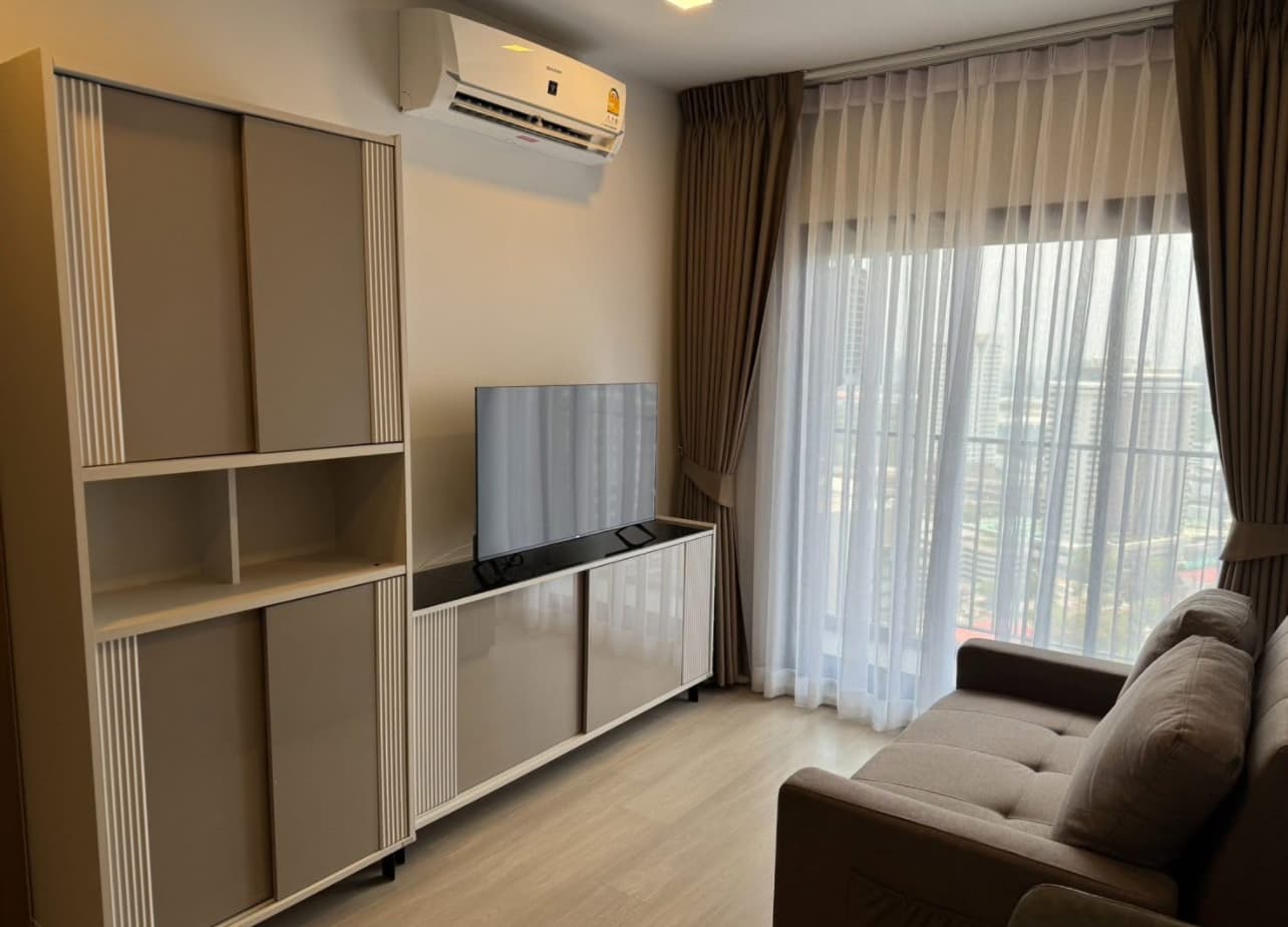 Life Phahon - Ladprao · 1 Bed Condo, 35 sqm, for Rent