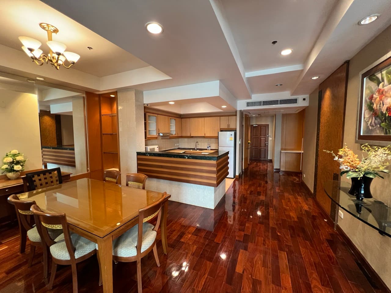 President Place · 3 Beds Condo, 140 sqm, for Rent