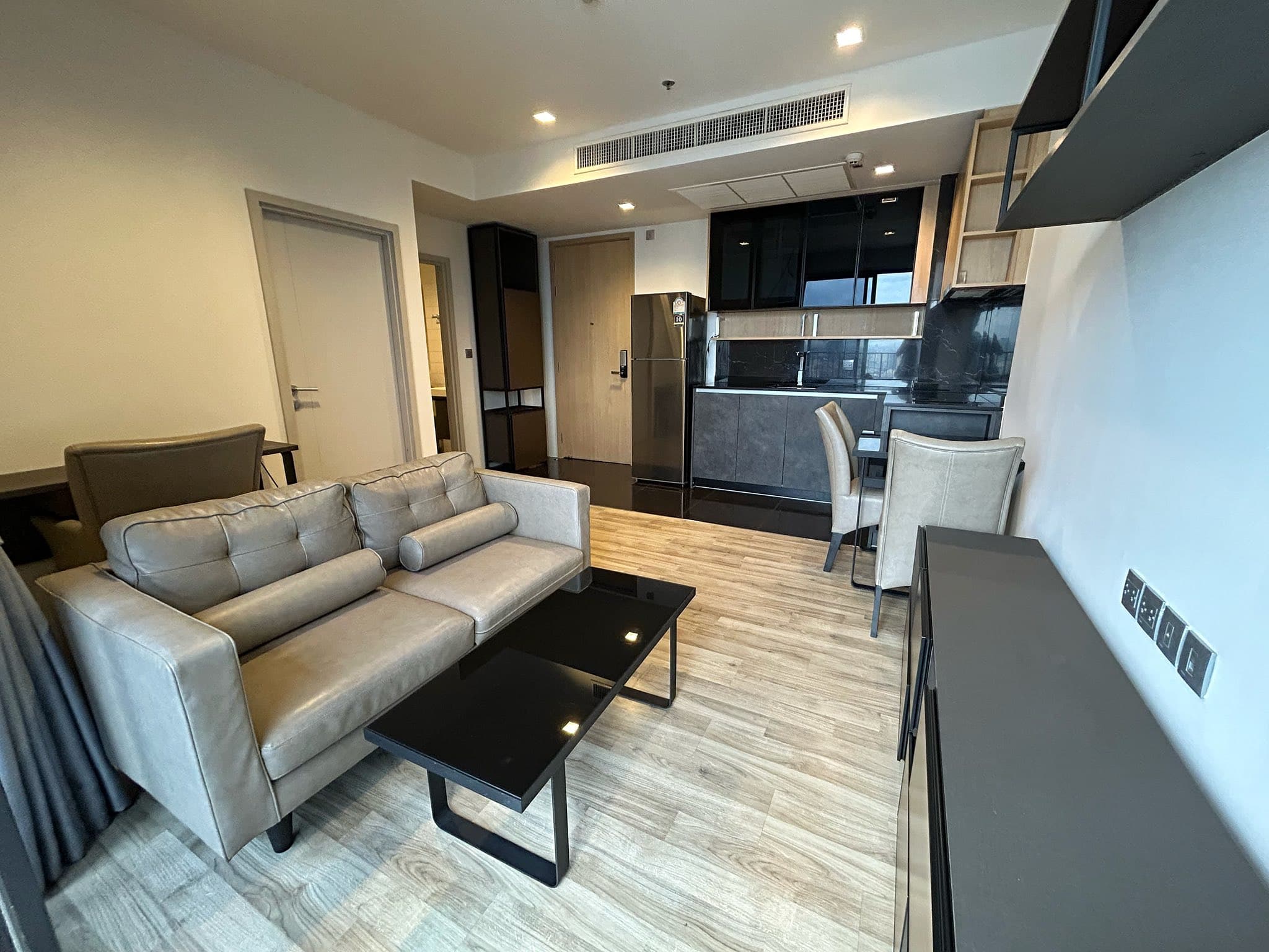 The Line Jatujak-Mochit · 1 Bed Condo, 40.68 sqm, for Sale or Rent