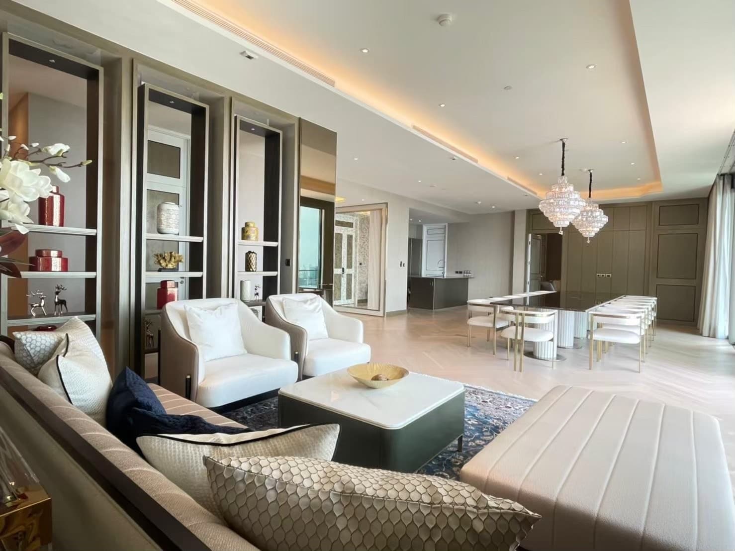ขาย/เช่า คอนโด The Residences At Mandarin Oriental Bangkok · 6 ห้องนอน · 605 ตร.ม.