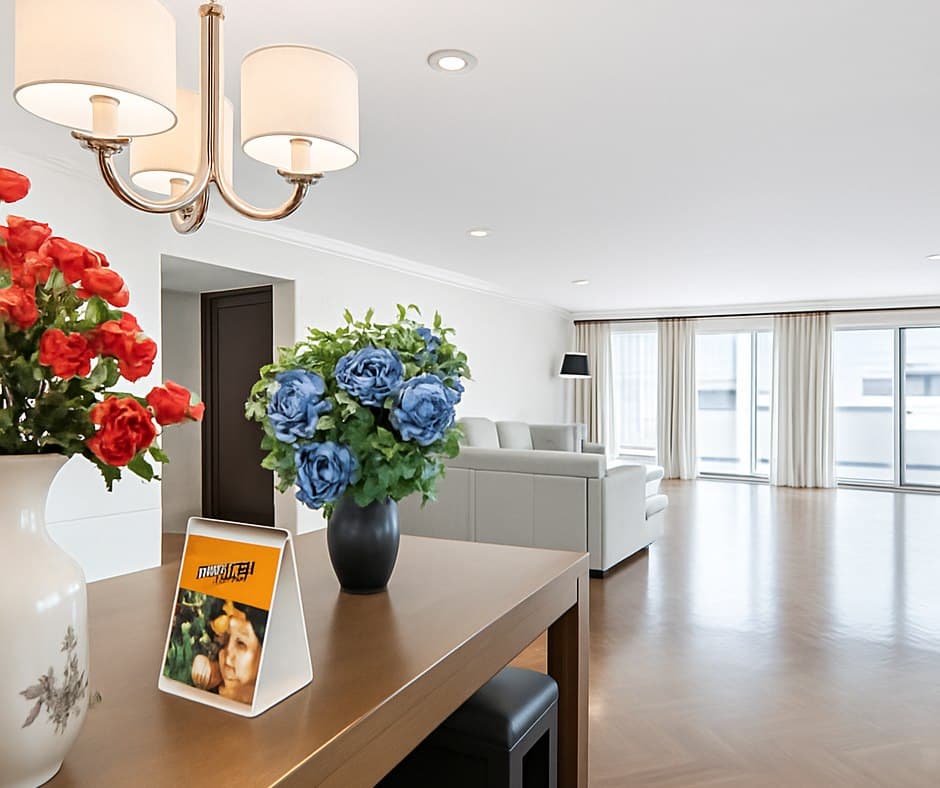 Baan Phromphong Condo · 3 Beds Condo, 195 sqm, for Sale