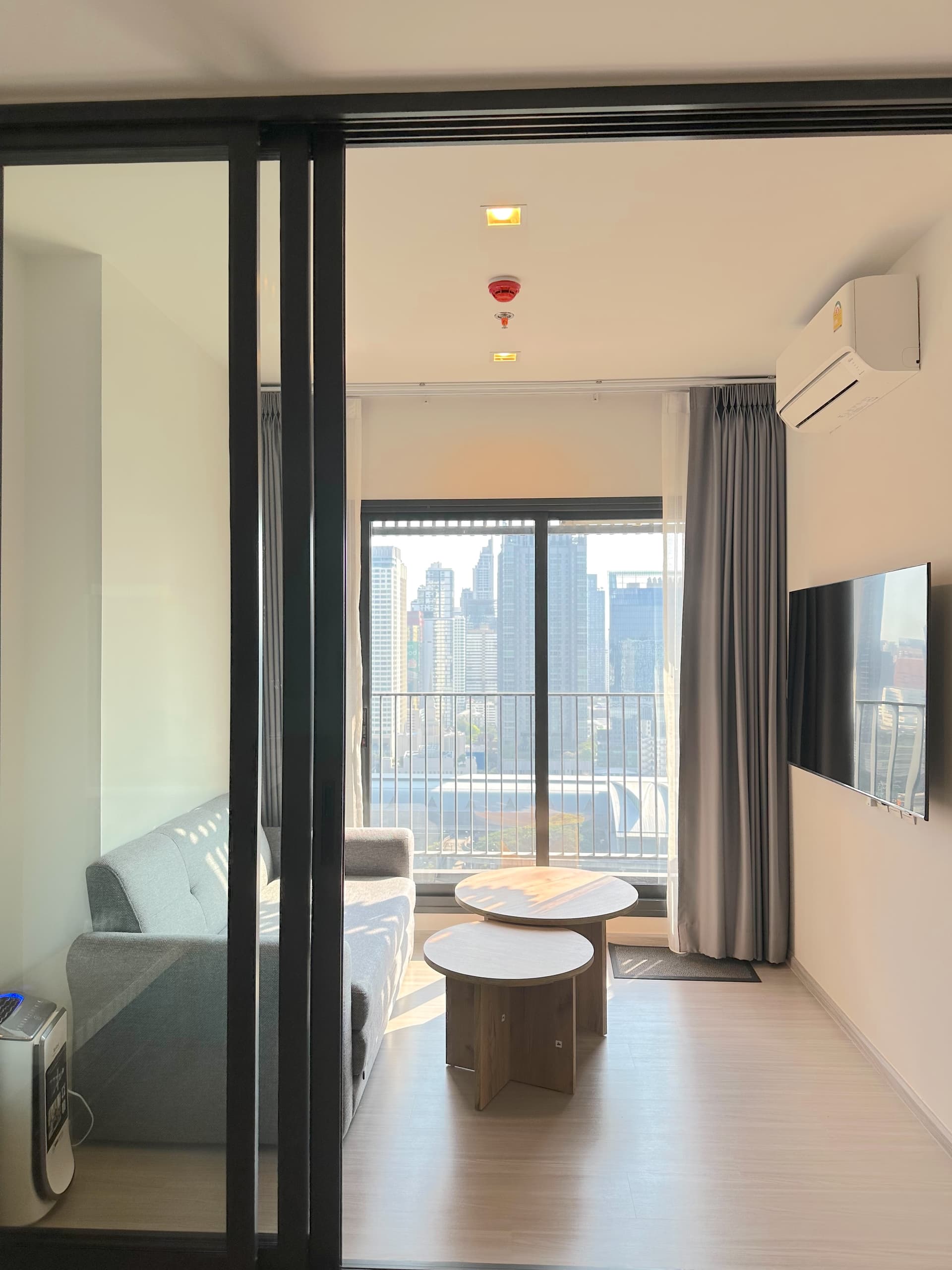 ให้เช่า คอนโด Life Asoke Hype · 1 ห้องนอน · 35 ตร.ม.