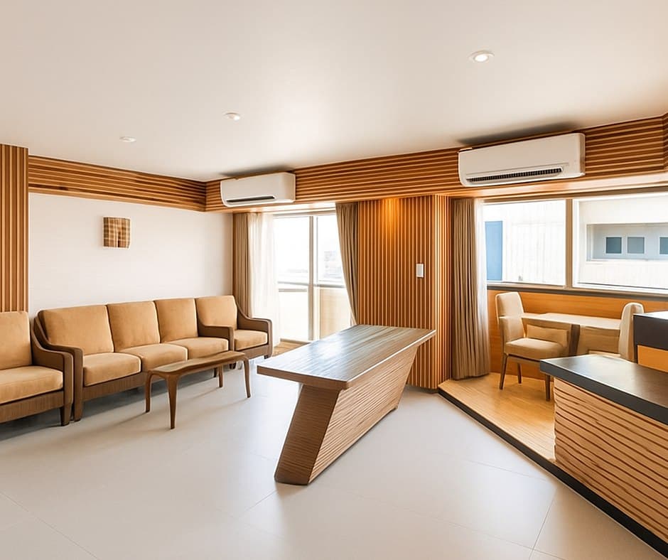 Baan On-Nut Condominium · 3 Beds Condo, 216 sqm, for Sale or Rent