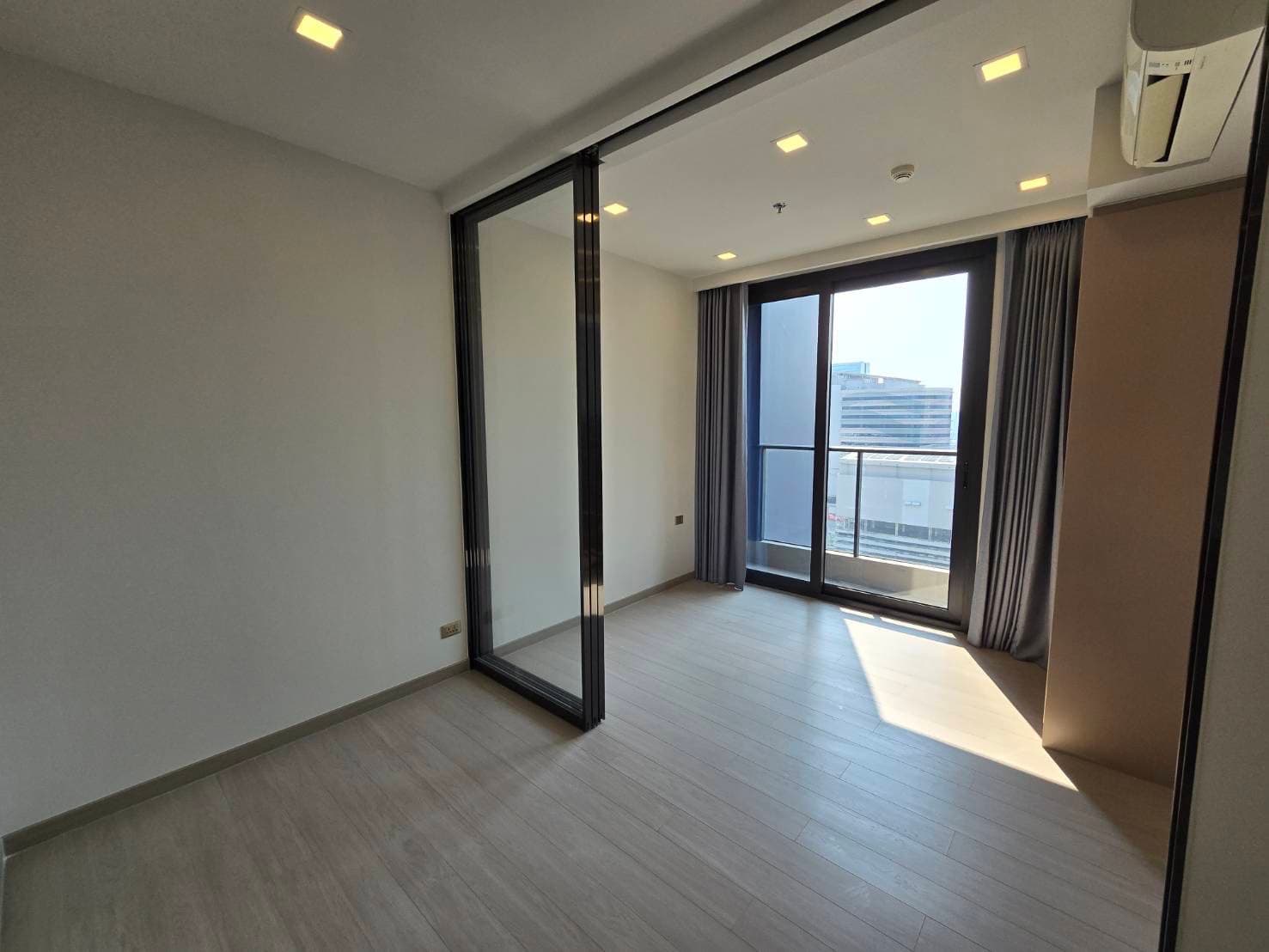 One9Five Asoke - Rama9 · 1 Bed Condo, 27.5 sqm, for Sale