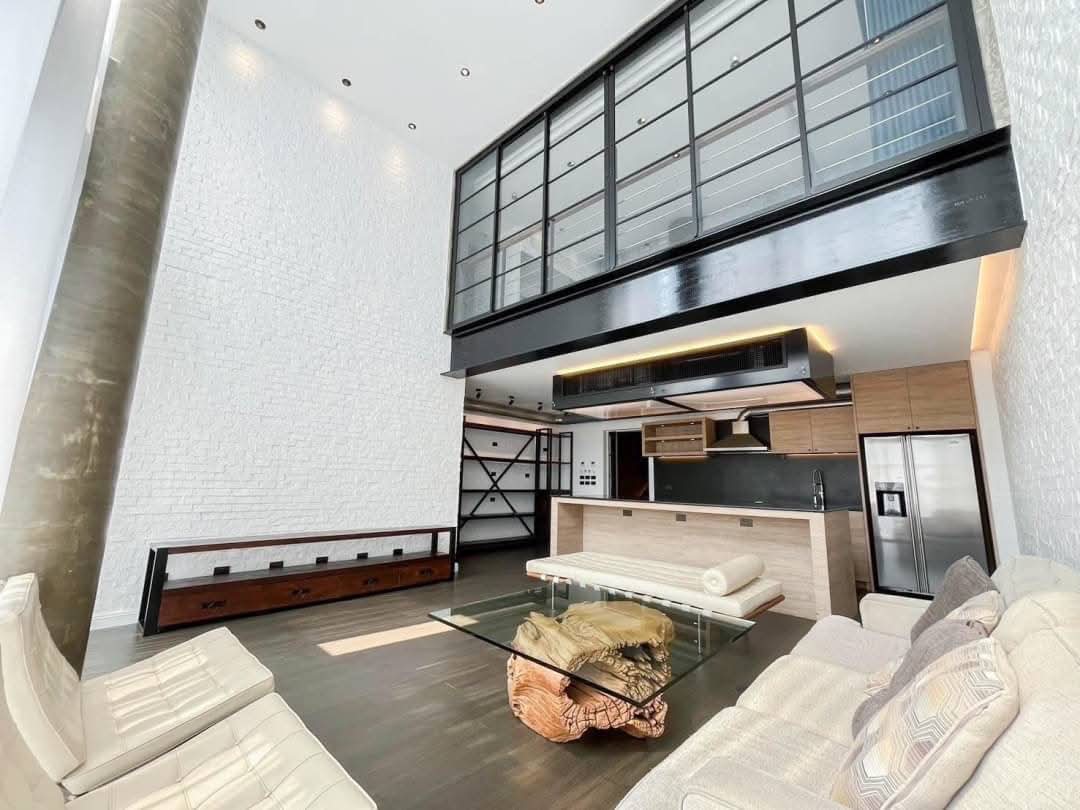 ขาย คอนโด Penthouse Condominium 3 · 4 ห้องนอน · 235 ตร.ม.