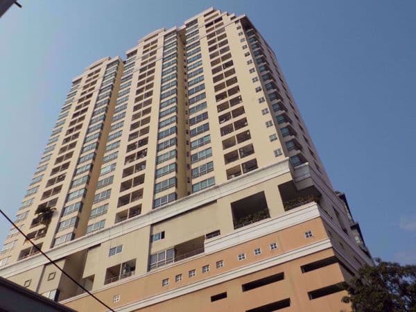Baan Pathumwan · 2 Beds Condo, 46 sqm, for Rent