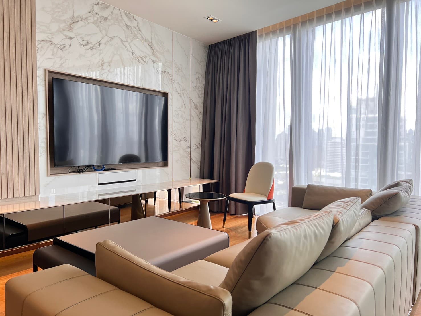 Beatniq Sukhumvit 32 · 2 Beds Condo, 107 sqm, for Rent