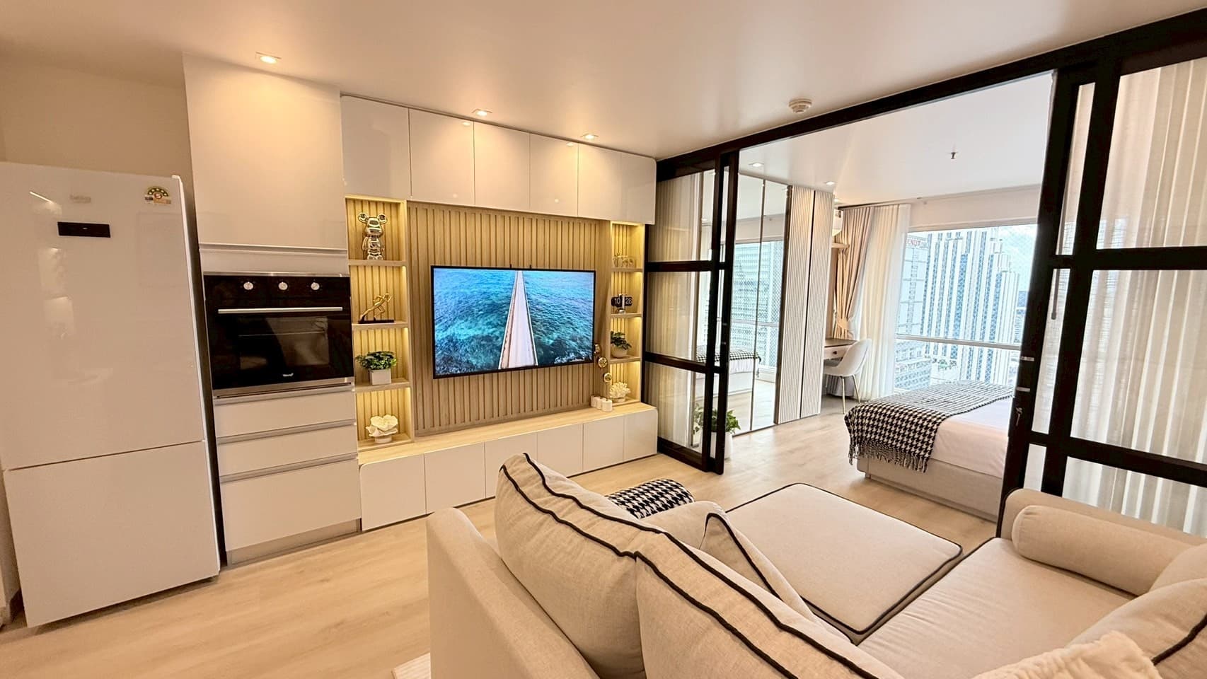 Sukhumvit Suites · 1 Bed Condo, 40 sqm, for Rent