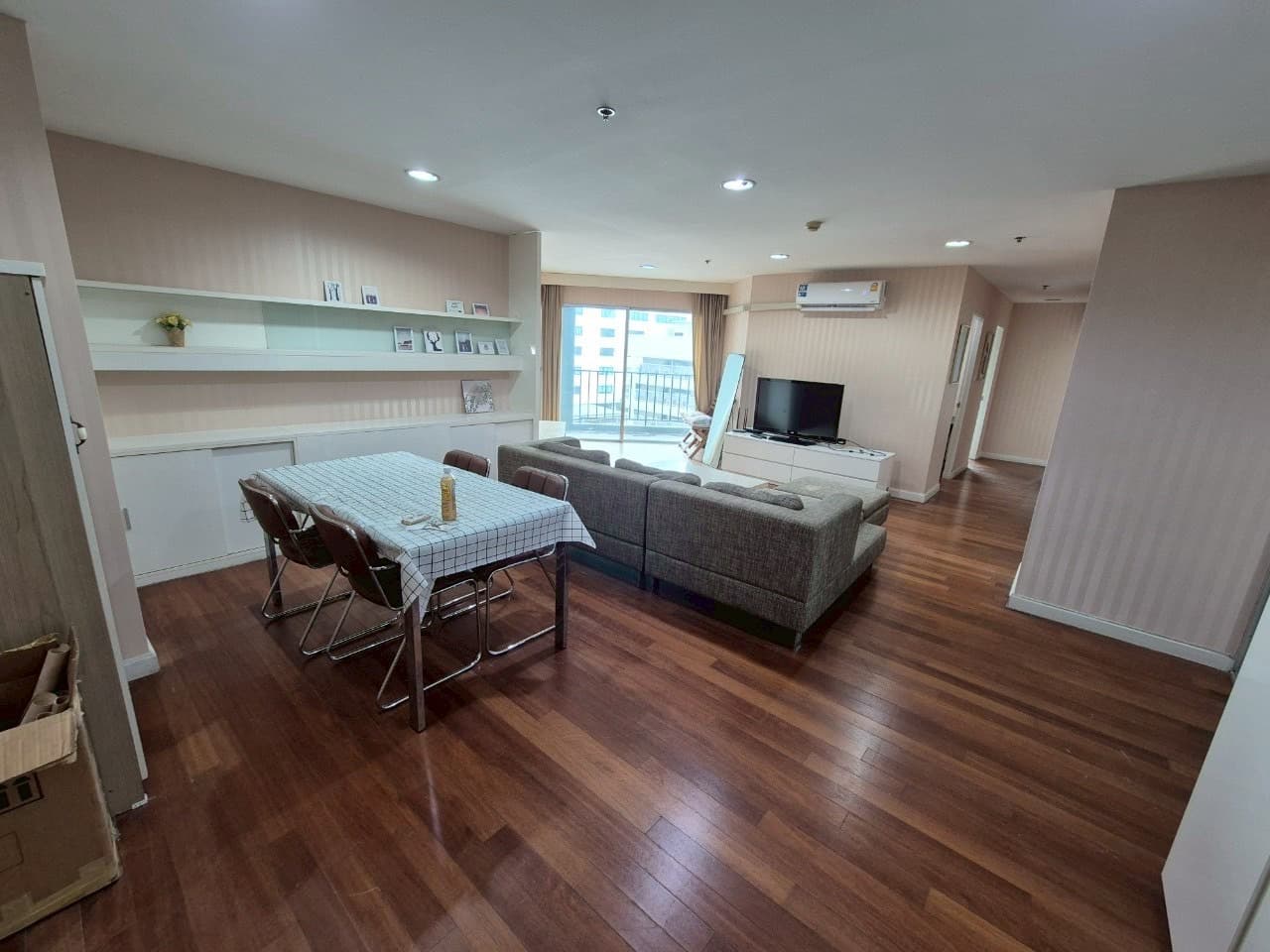 ให้เช่า คอนโด Belle Grand Rama 9 · 3 ห้องนอน · 101 ตร.ม.