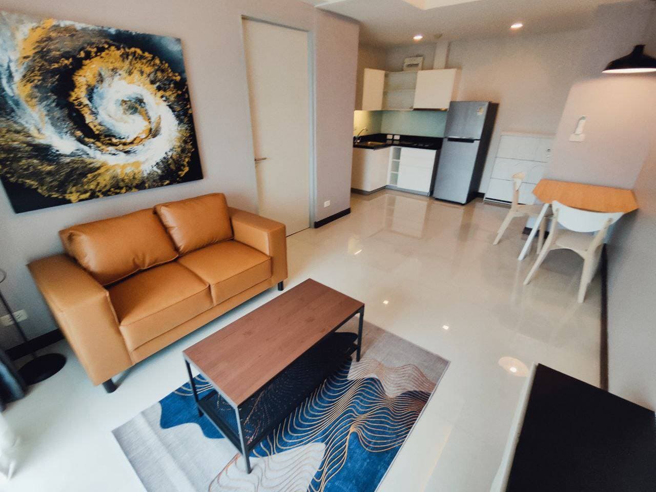 Beverly 33 Serviced Suite · 1 Bed Condo, 49.2 sqm, for Rent