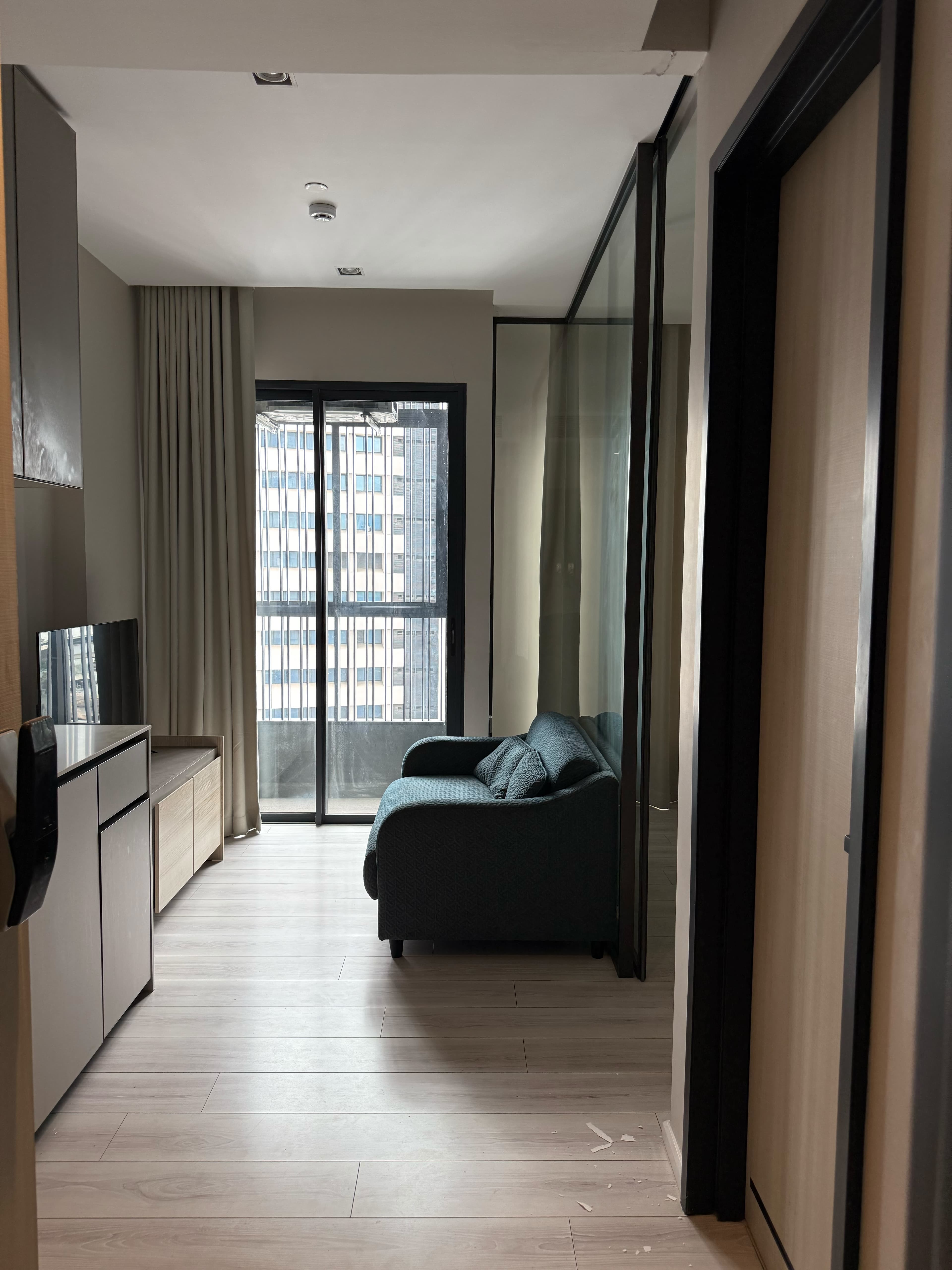 ขาย คอนโด The Room Phayathai · 1 ห้องนอน · 28 ตร.ม.