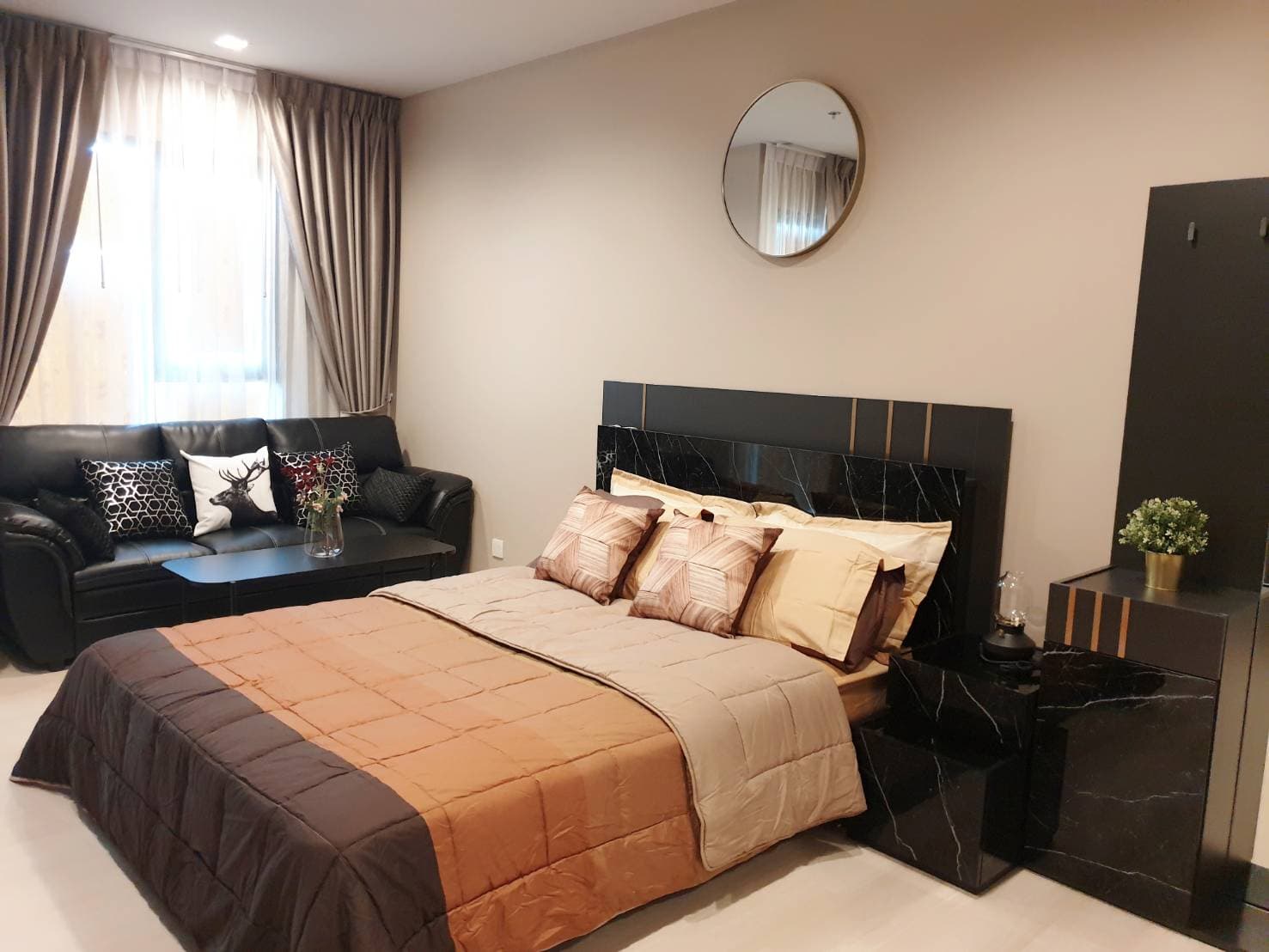 Life One Wireless · Studio Condo, 28.5 sqm, for Rent