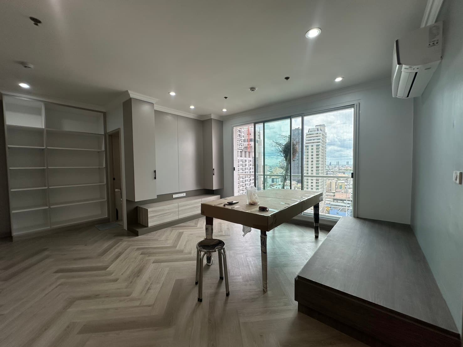 ขาย คอนโด Pathumwan Resort · 2 ห้องนอน · 92 ตร.ม.