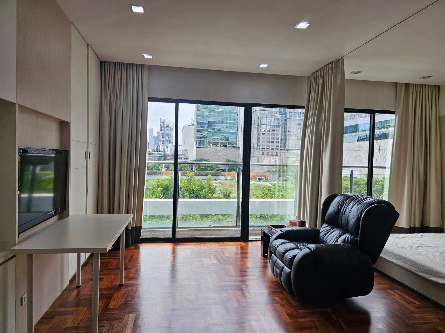 New House Condo · 1 Bed Condo, 84 sqm, for Sale