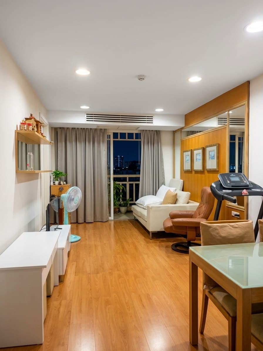 ขาย/เช่า คอนโด The Bangkok Condo (Narathiwas) · 1 ห้องนอน · 55.67 ตร.ม.
