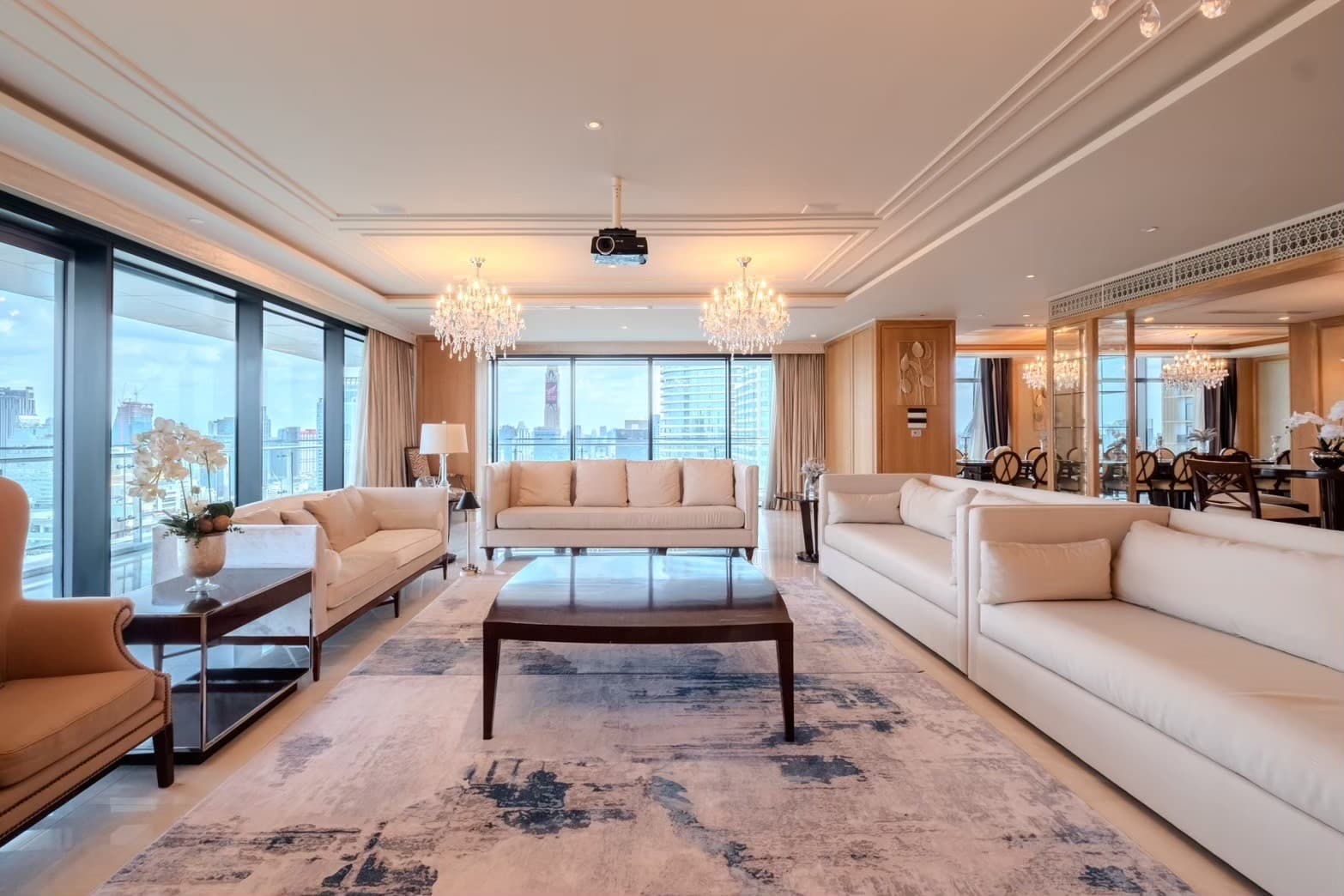 ขาย/เช่า คอนโด The Residences at St.Regis · 3 ห้องนอน · 440 ตร.ม.